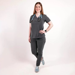 Lotus Flex orvosi ruha – szürke, rugalmas viselet | Nursing Care